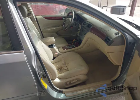 2002 Lexus Es 300 z USA, uszkodzony, nr VIN JTHBF30G920083631